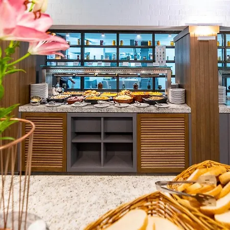 Excelsior Hotel 4*