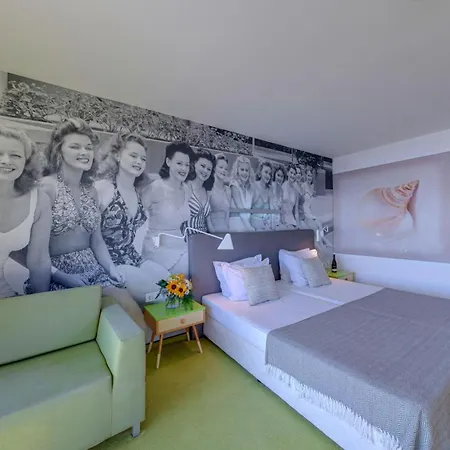 Hotel Excelsior