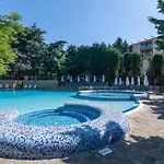 Excelsior Golden Sands
