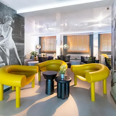 Excelsior Golden Sands