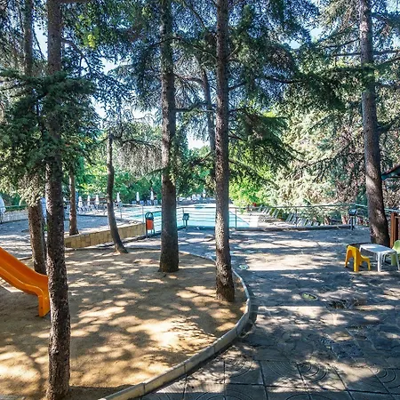 Excelsior Golden Sands